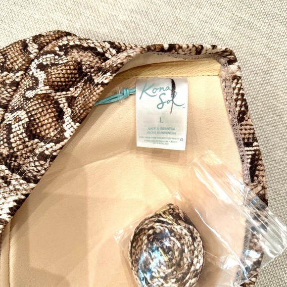 Kona Sol Snake Skin Print High Coverage One Piece Swimsuit. Removable Straps - Picture 6 of 6